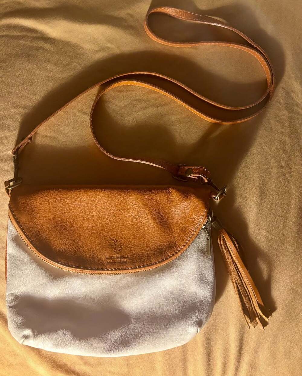 Beautiful Borse in Pelle foldover crossbody bag. Handcrafted in Italy & made of